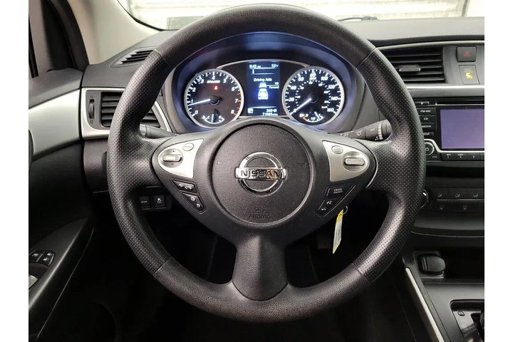 $13998 : Nissan Sentra 2018 S 4dr Sed image 10