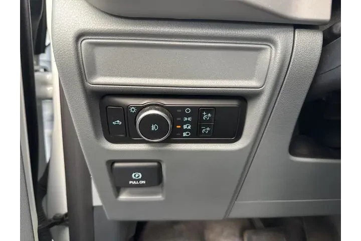 $30750 : Ford F-150 2023 4x2 XL 4dr S image 7