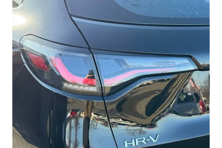 $21995 : Honda HR-V 2024 LX 4dr Cross image 10
