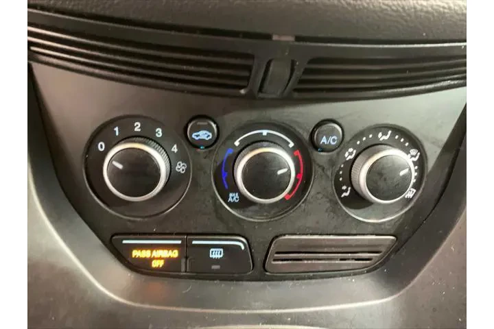 $13989 : Ford Escape 2016 AWD SE 4dr image 9