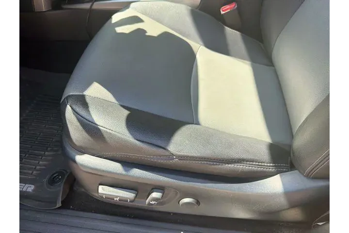 $31790 : Toyota 4Runner 2021 4x4 SR5 image 9