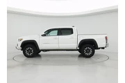 $35998 : Toyota Tacoma 2023 4x2 TRD O thumbnail