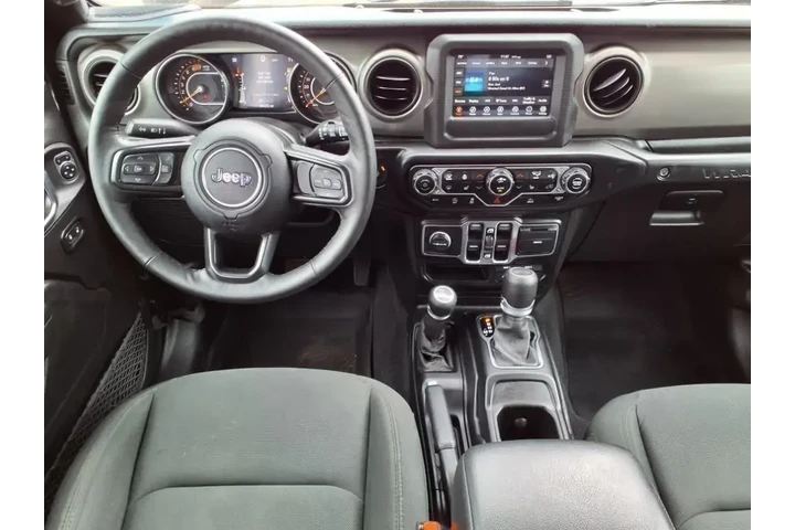 $29995 : Jeep Wrangler Unlimited 2021 image 9