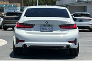 $29900 : BMW 3 Series 2022 330i 4dr S thumbnail