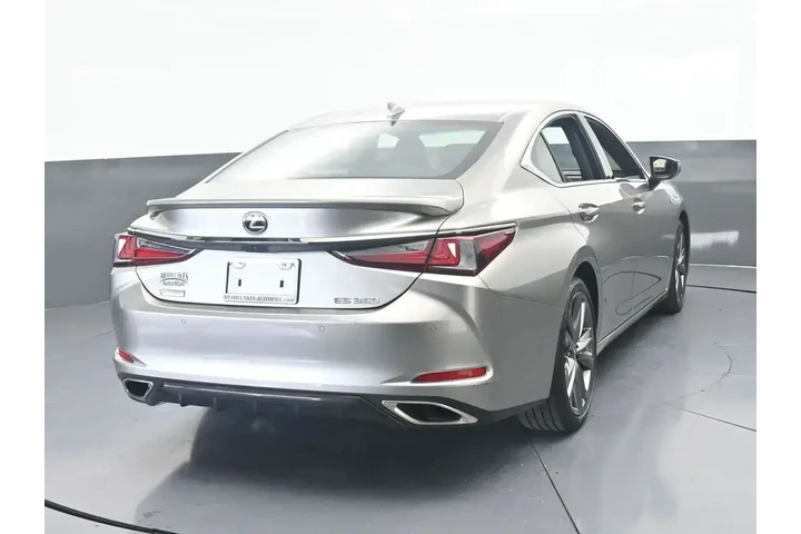 $26331 : Lexus ES 350 2019 F SPORT 4d image 5