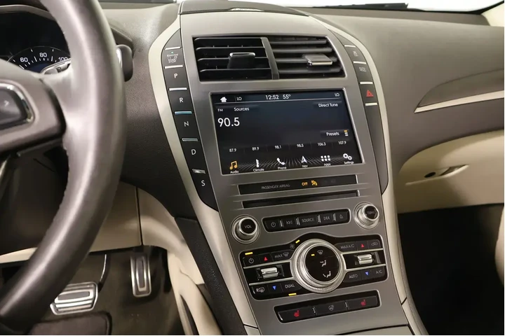 $25699 : Lincoln MKZ 2019 Reserve I 4 image 5