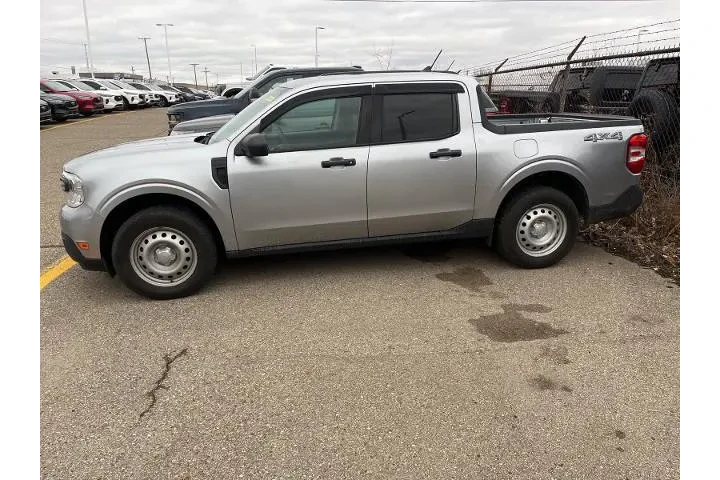 $21900 : Ford Maverick 2022 AWD XL 4d image 6