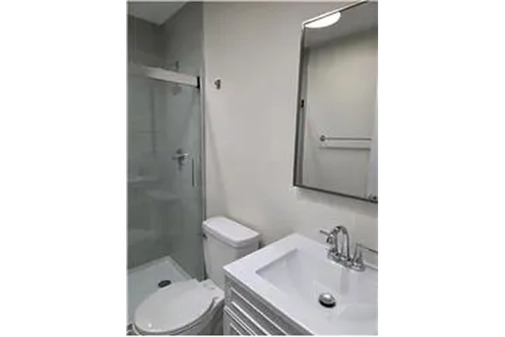 $2950 : Rental property with 2 bedro image 5