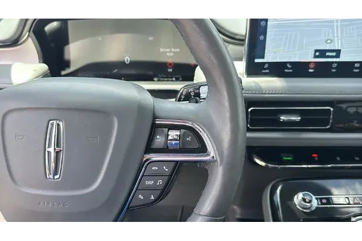 $39652 : Lincoln Nautilus 2023 AWD Re image 2