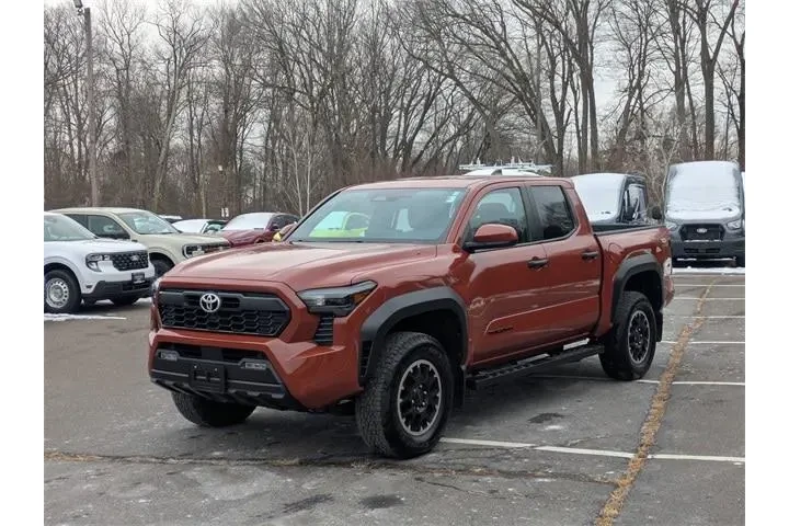 $39836 : Toyota Tacoma 2025 4x4 SR5 4 image 7
