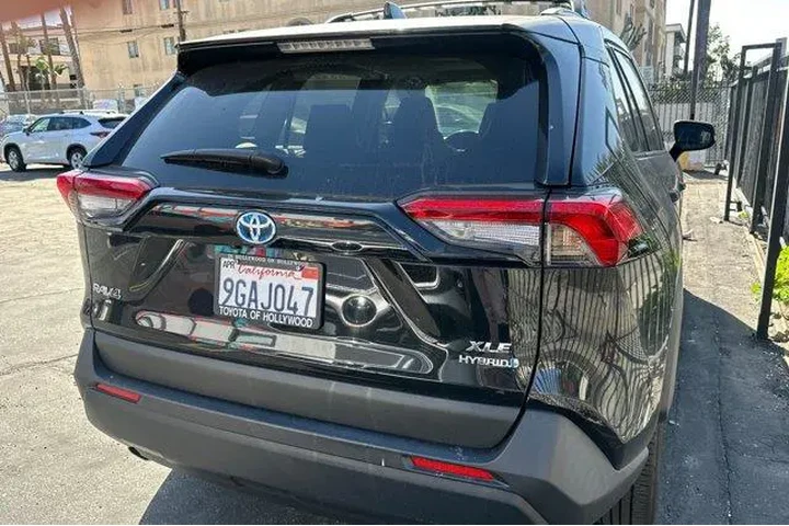 $35140 : Toyota RAV4 Hybrid 2023 AWD image 4