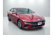 $23499 : Hyundai ELANTRA Hybrid 2024 thumbnail