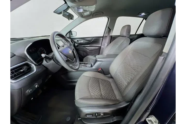 $16975 : Chevrolet Equinox 2018 LT 4d image 10