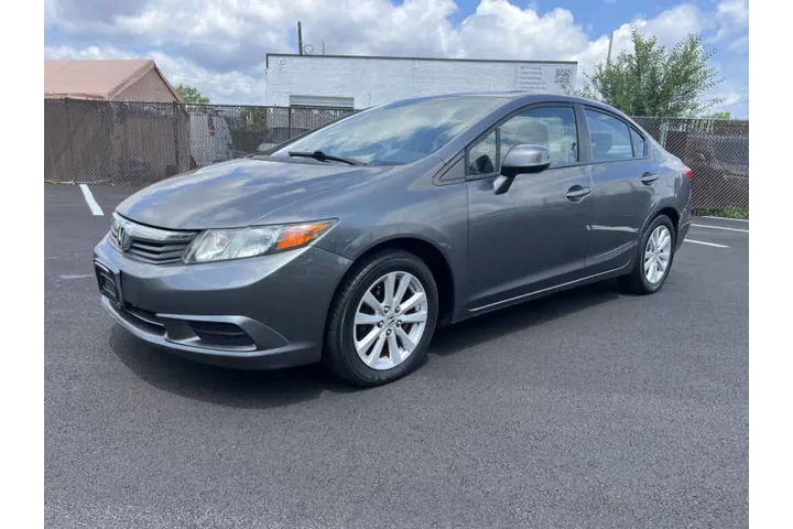 $7500 : 2012 Civic EX image 3