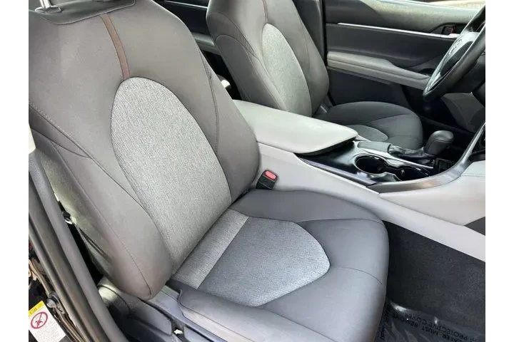 $19999 : Toyota Camry 2019 SE 4dr Sed image 10