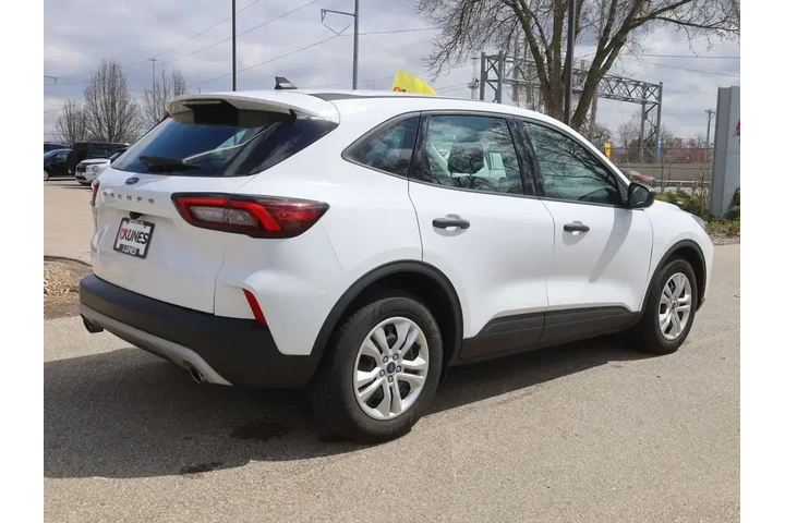 $18377 : Ford Escape 2023 Base 4dr SU image 10