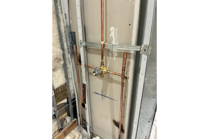 Busco empleo en plomería. image 4