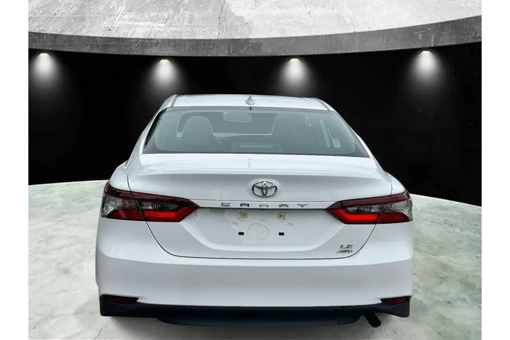 $23985 : Toyota Camry 2023 AWD LE 4dr image 5