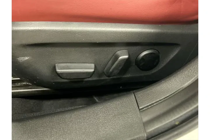 $16850 : Mazda Mazda3 Hatchback 2019 image 10