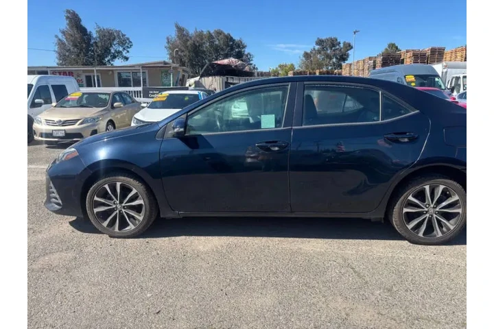 $16999 : 2019 Corolla SE image 6