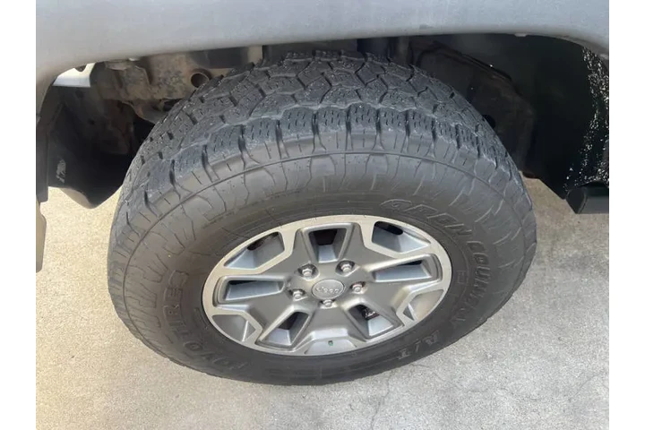 $13995 : 2013 Wrangler Rubicon image 7