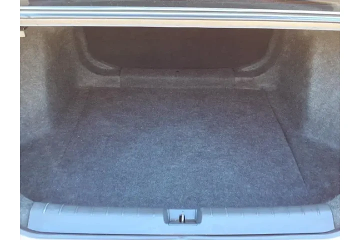 $17626 : Honda Civic 2019 LX 4dr Seda image 6