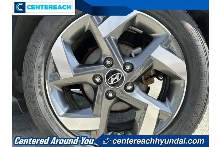 $15795 : Hyundai VENUE 2023 SEL 4dr C image 10