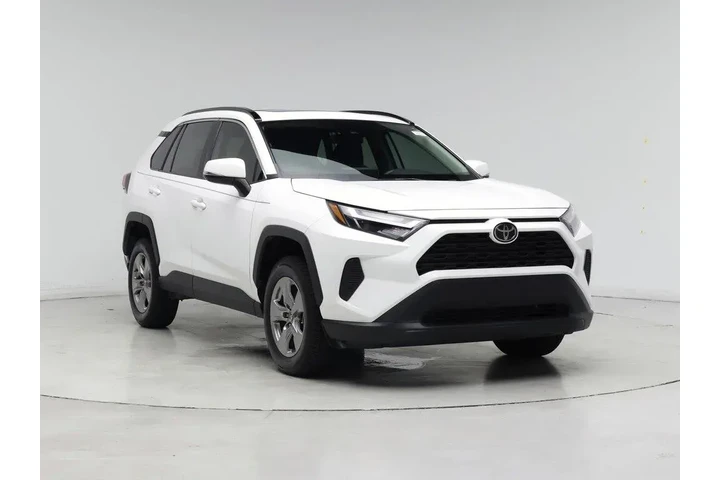 $27998 : Toyota RAV4 2023 XLE 4dr SUV image 1