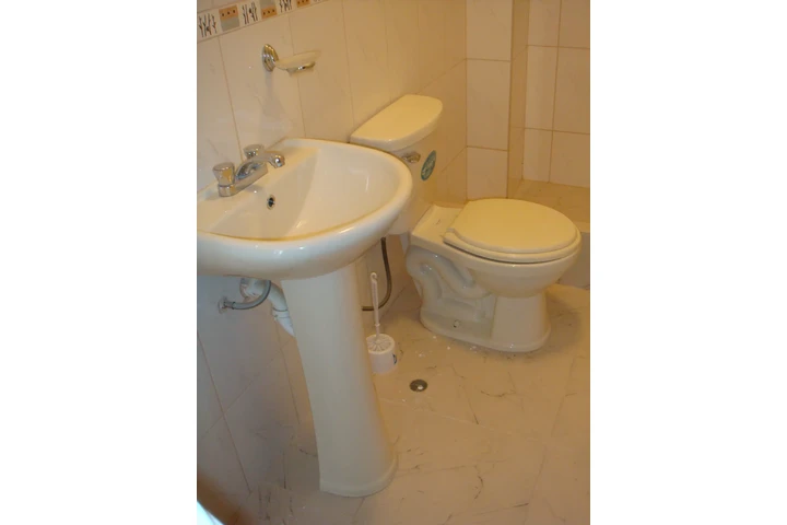 $1300 : Alquilo en Urb. La Macarena image 6