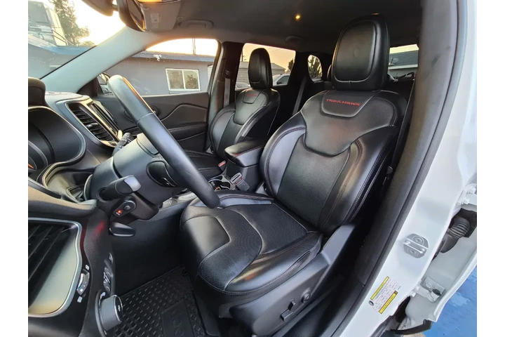 $22995 : 2019 Cherokee Trailhawk Elite image 6