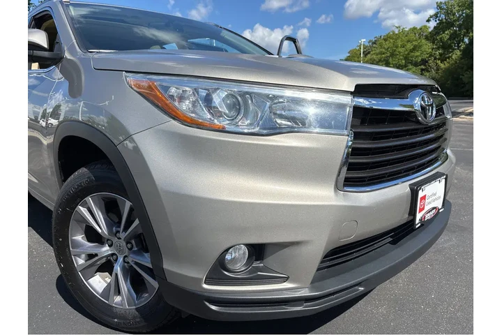 $20000 : Silver Certified2015 Highland image 7