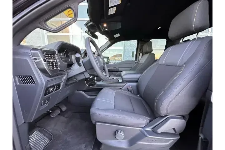 $32995 : Ford F-150 2024 4x2 STX 4dr image 3