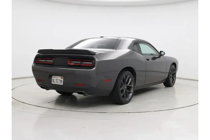 $21998 : Dodge Challenger 2019 SXT 2d image 8