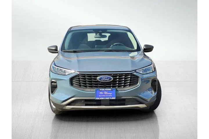 $17945 : Ford Escape 2023 Active 4dr image 2