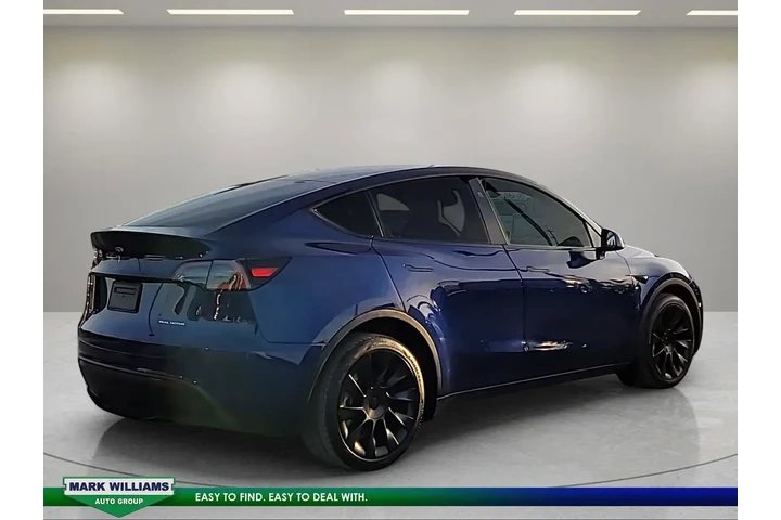 $32764 : Tesla Model Y 2023 AWD Long image 8