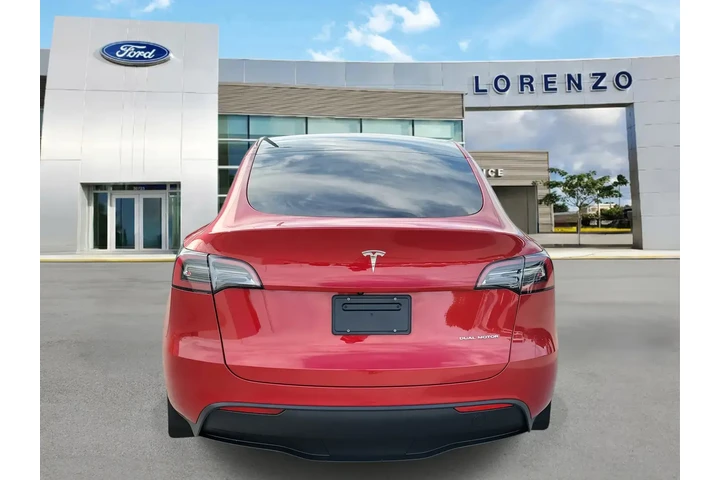 $27990 : Tesla Model Y 2023 AWD Long image 5
