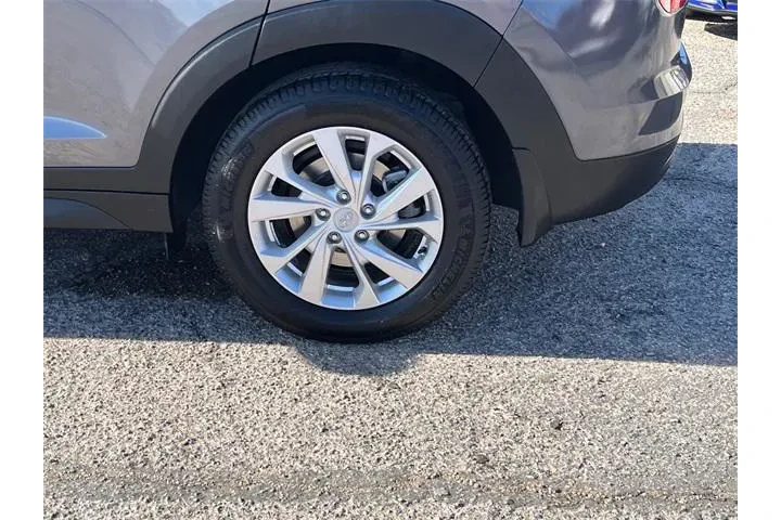 $16581 : Hyundai TUCSON 2020 Value 4d image 5