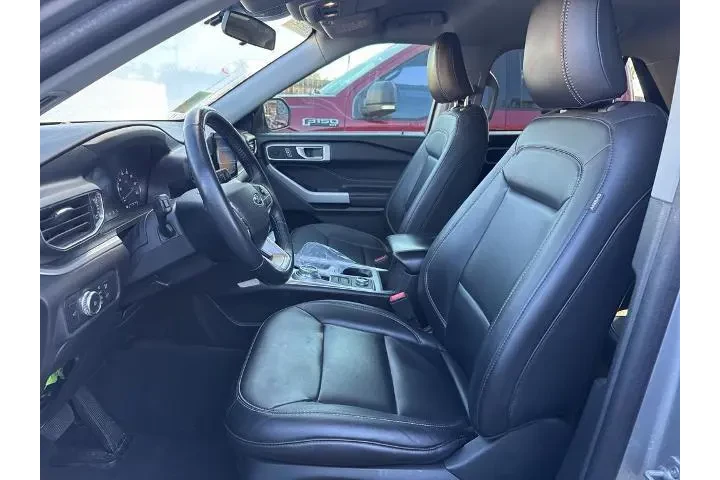 $24920 : Ford Explorer 2022 AWD XLT 4 image 6