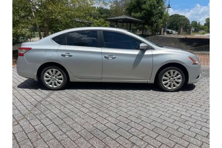 $4500 : 2014 Sentra SV image 7