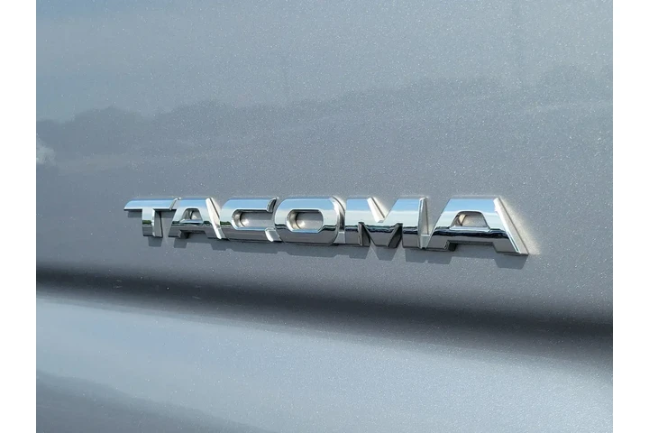 $27494 : Toyota Tacoma 2014 4x4 V6 4d image 6