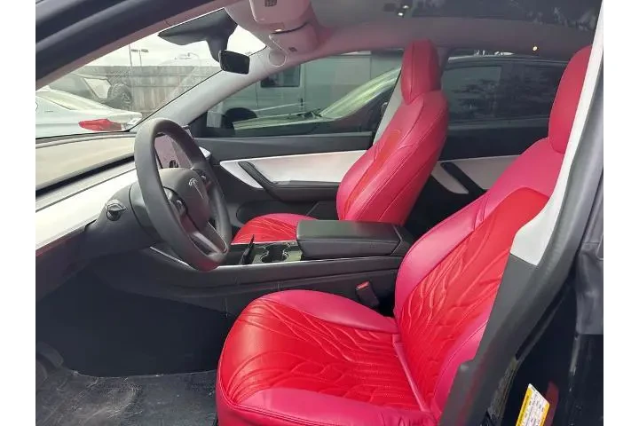 $29653 : Tesla Model Y 2021 AWD Long image 6