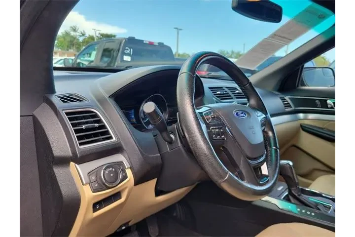 $11990 : Ford Explorer 2016 XLT 4dr S image 8