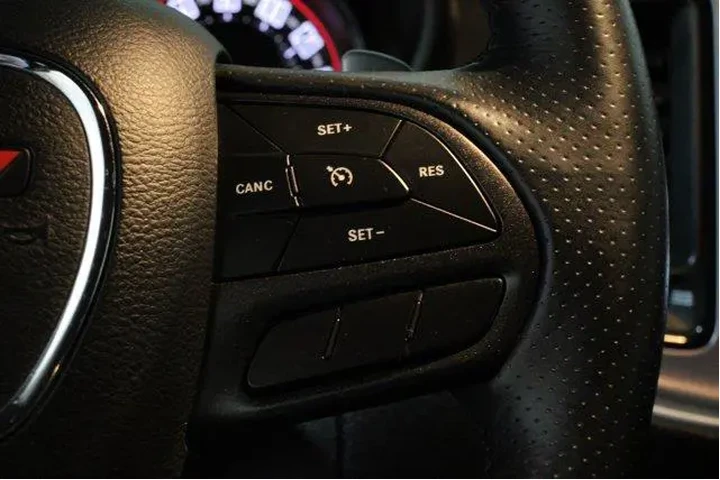 $33998 : Dodge Challenger 2022 AWD GT image 10