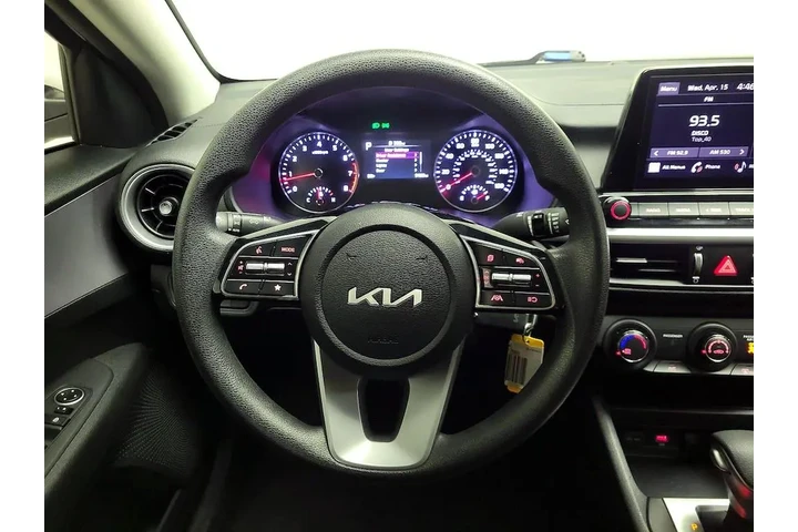 $19998 : Kia Forte 2024 LXS 4dr Sedan image 10