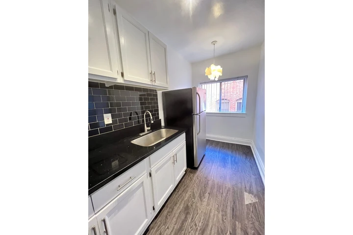 $1895 : Apartamento de 1 Recamara image 4