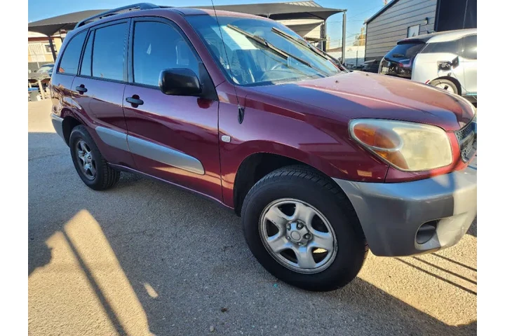 $5995 : 2005 RAV4 image 5