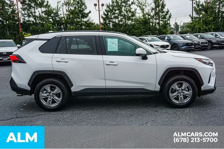 $26920 : Toyota RAV4 2024 XLE 4dr SUV image 9