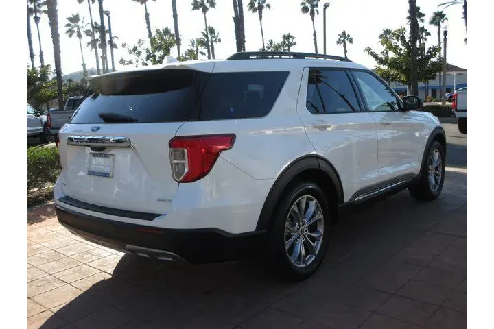 $18999 : Ford Explorer 2020 XLT 4dr S image 4