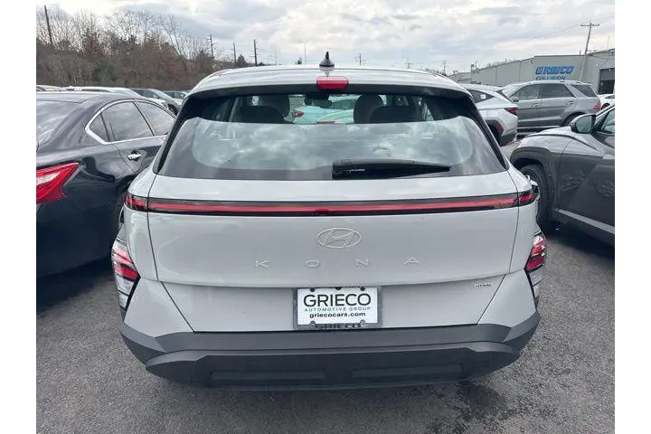 $21999 : Hyundai KONA 2024 AWD SE 4dr image 5