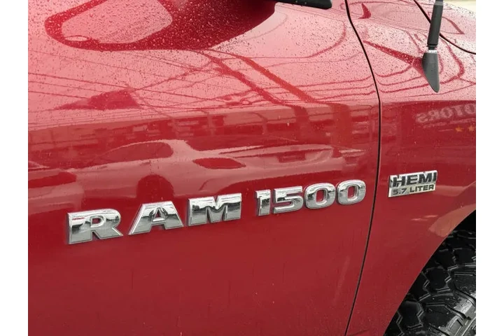 $8399 : 2012 RAM 1500 ST image 10